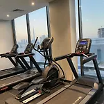 Stylish Studio With Pool And Gym Access